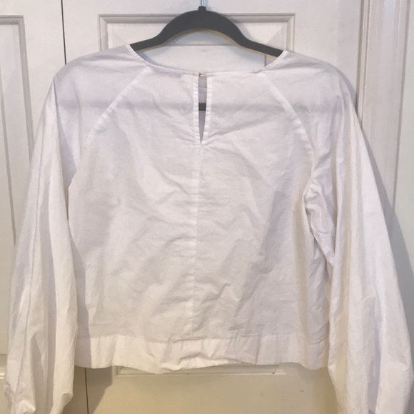 Super cute Babaton blouse! - Picture 4 of 4